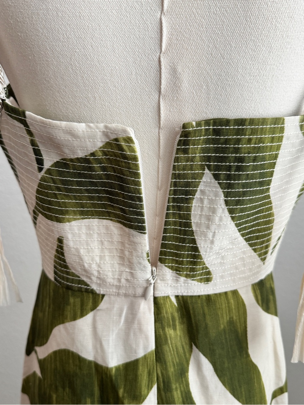 ANTONIO MELANI Olive & Cream Cutout Camisole - Picture 6 of 11